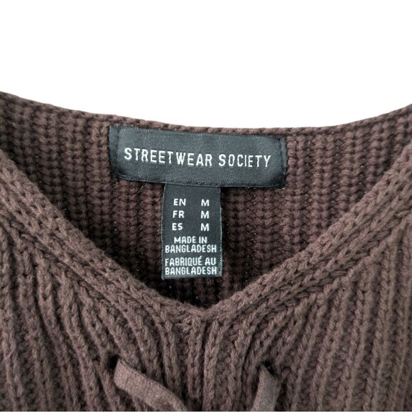 Street Wear Brown Knitted Crop Top - Picture 2 of 3